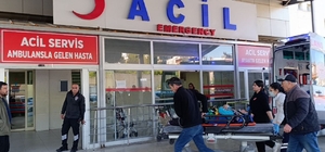 Tarım işçilerini taşıyan minibüs devrildi: 15 yaralı