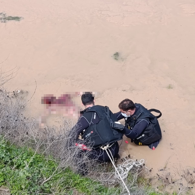 Günlerdir kayıp olarak aranan şahsın cansız bedenini derede çoban buldu