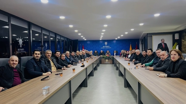 AK Parti Bilecik'te Haftalık Yönetim Kurulu Toplantısı gerçekleştirildi