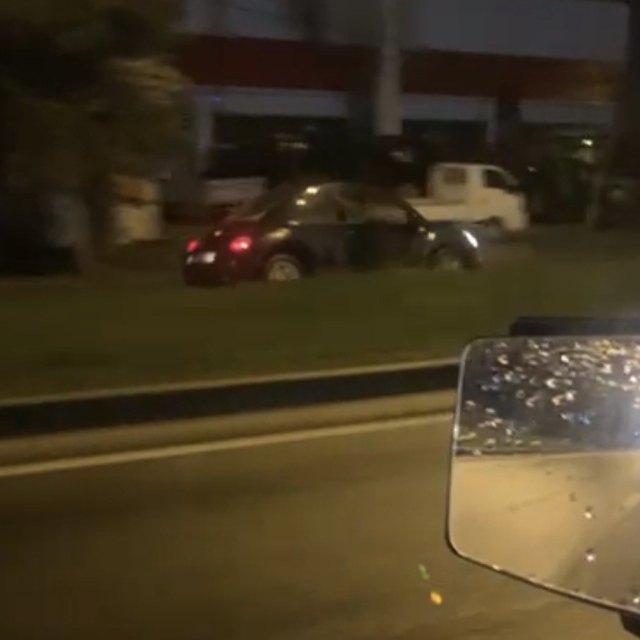 Bolu'da D-100'de bir otomobil ters şeritten kilometrelerce gitti