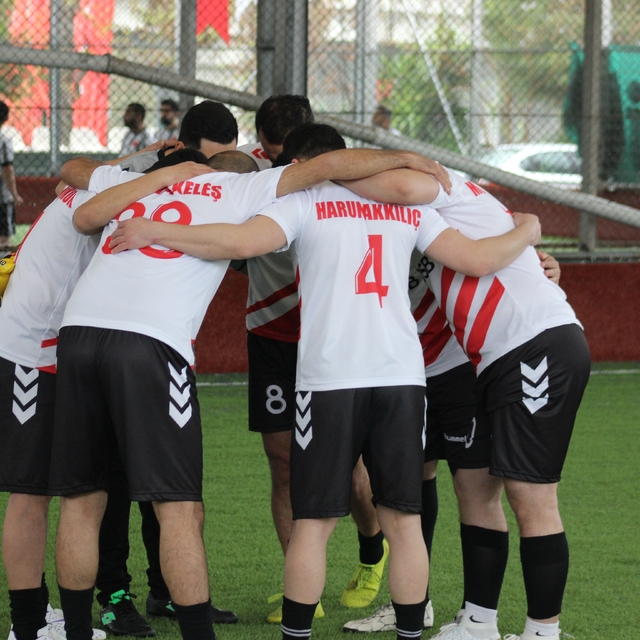 AOSB Futbol Turnuvası'nda ilk hafta tamamlandı