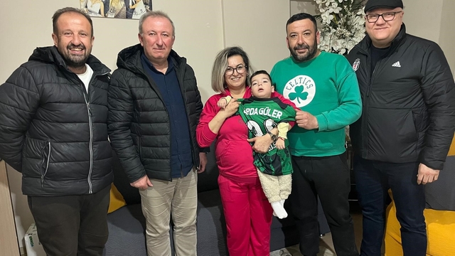 Arda Güler'e Buldanspor forması hediye edildi