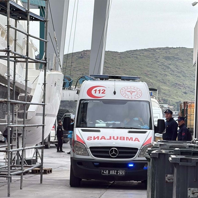 Bodrum açıklarında göçmen botu battı: 18 ölü (2)