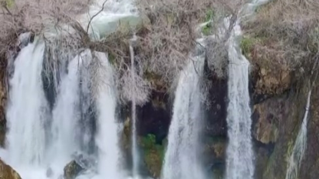 Sivas'ın doğa harikası Sızır Şelalesi coştu