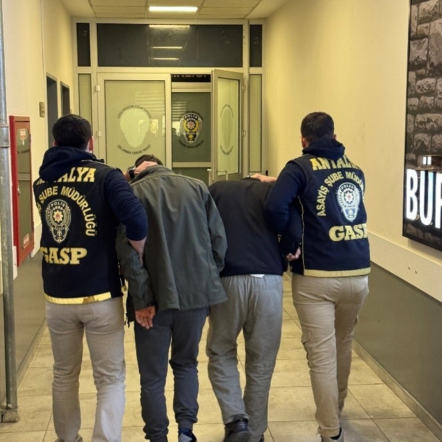 Antalya'da son 2 haftada asayiş olaylarında 384 şahıs tutuklandı