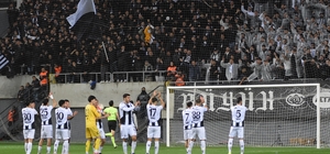 Altay'dan tribün harekatı