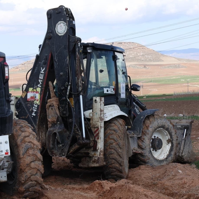 Gergeme Mahallesi'nde yol yapım çalışmaları sürüyor