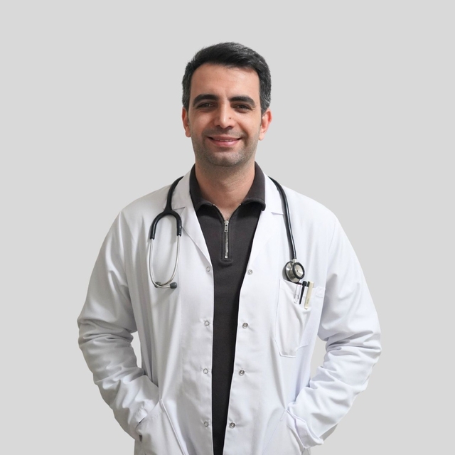 Uzm. Dr. Uğur Alp Yeşilova hasta kabulüne başladı