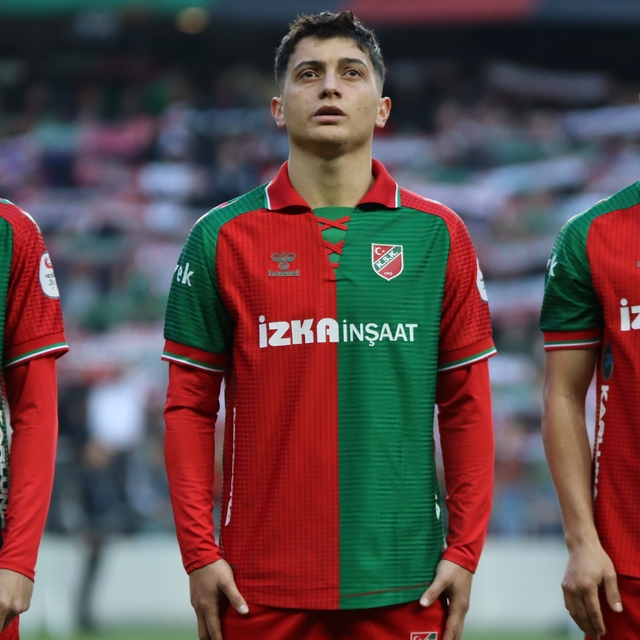 Karşıyaka'nın 20 yaşındaki yıldızı Berat Şahin parlıyor