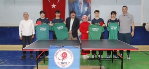 Türkiye üçüncüsü Menteşe Anadolu Lisesine federasyondan tenis masası