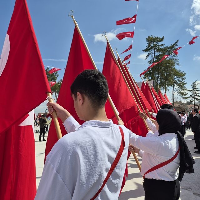 İkinci İnönü Zaferi'nin 105'inci yılı törenle kutlandı
İnönü Kaymakamı Talh...