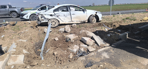 Şanlıurfa'da kamyonla çarpışan otomobilin sürücüsü yaralandı