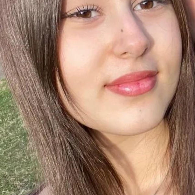 Taciz mağduru genç kız son yolculuğuna gözyaşları ile uğurlandı