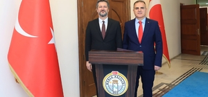 Görev süresi biten Macaristan Büyükelçisinden Vali Akbıyak’a veda ziyareti