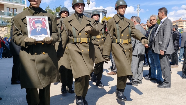 Vefat eden Kıbrıs gazisi Karabük'te son yolculuğuna uğurlandı