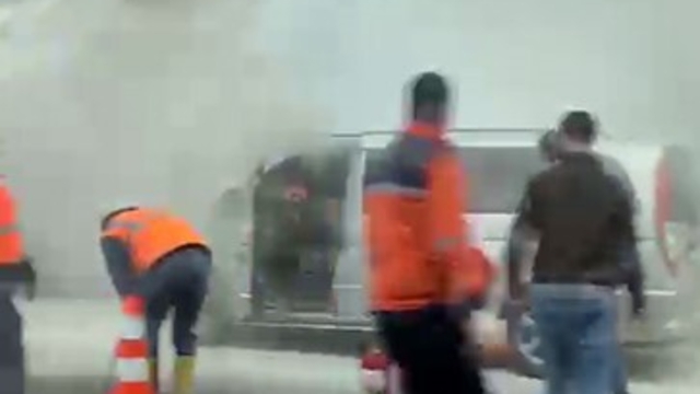 TEM'de minibüs yangını