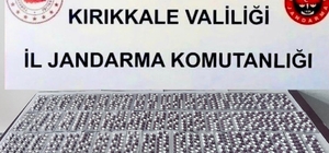 Genç kurye 161 adet sentetik ecza hapla yakalandı
