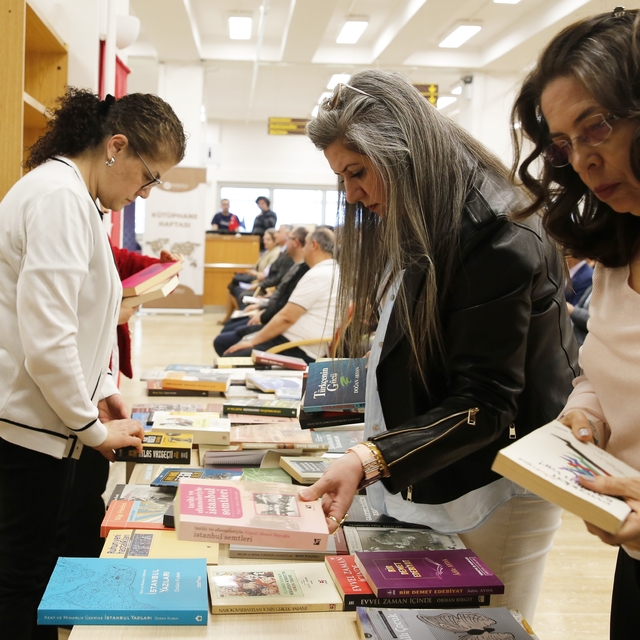 Anadolu Üniversitesi'nde '81 İlde Kitap Okuyoruz' etkinliği düzenlendi