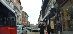 Yayaya çarptıktan sonra şoför değiştirip uzaklaştılar