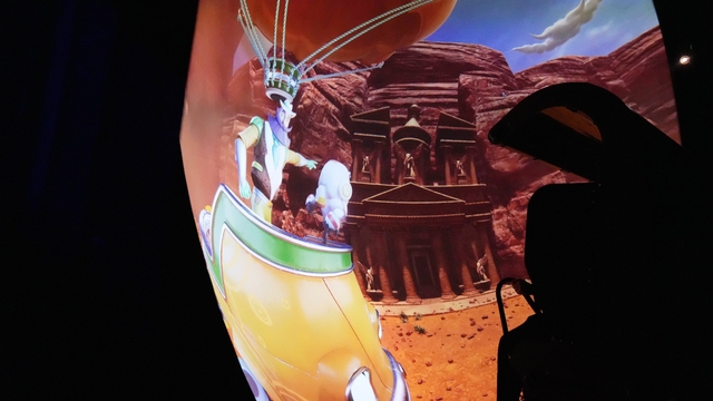 Türkiye'de ilk: Uçan sinema vatandaşların ayağını yerden kesti