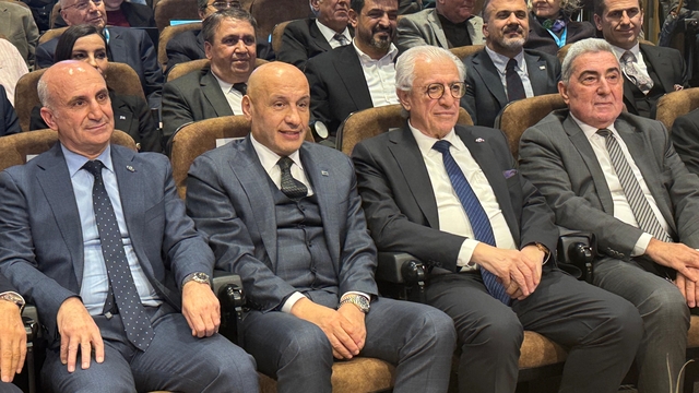 TİM Başkanı Gültepe, İzmir'de "İhracatın Yıldızları Ödül Töreni"nde konuştu: