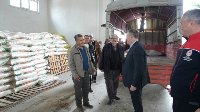 Çubuk'ta çiftçilere 21 ton nohut tohumu dağıtıldı