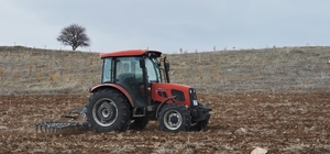 Baharla birlikte tarlalarda ekim mesaisi başladı