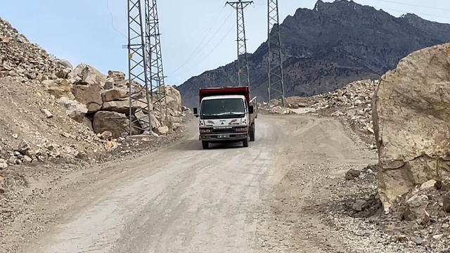 Her virajı ayrı sınav; sarp coğrafyanın 'usta' sürücüleri