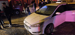 Şanlıurfa'da park halindeyken yanan otomobilde hasar oluştu