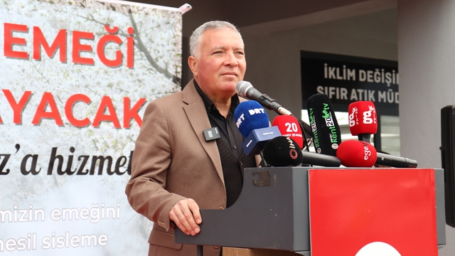 Honaz Belediyesinden zirai dona karşı yerli çözüm
Honaz Belediyesinden don olayına karşı güçlü önlem