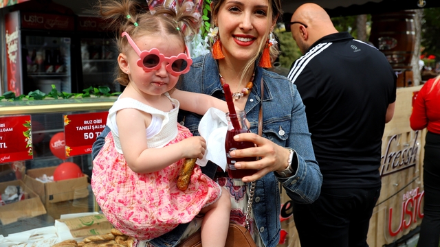 Adana şalgamı, karnavalda damakları şenlendiriyor