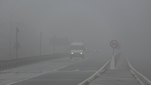 Bolu Dağı geçişinde sis etkili oldu