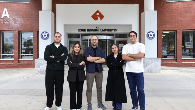 İEÜ'lü gençler, 27 katlı ofis tasarımıyla finale kaldılar