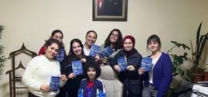 Manisalı öğrenci 9 yaşında ilk kitabını yazdı