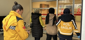 Adıyaman'da 2 öğrenciye çarpan motosikletli kaçtı