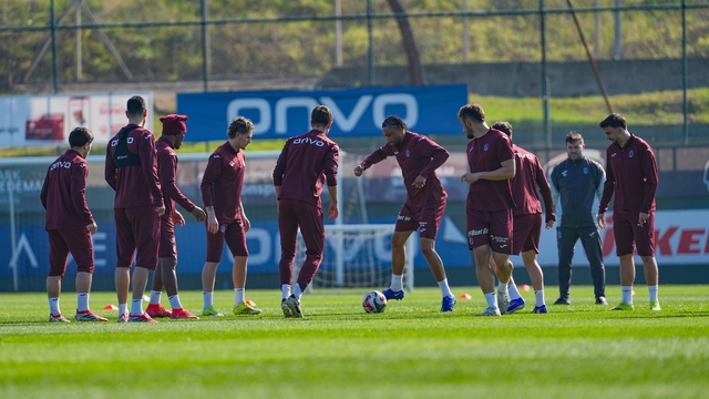 Trabzonspor, 60 puanın 23'ünü İstanbul takımlarından aldı
