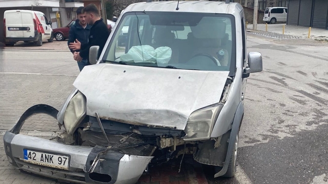 Seydişehir'de trafik kazasında 3 kişi yaralandı