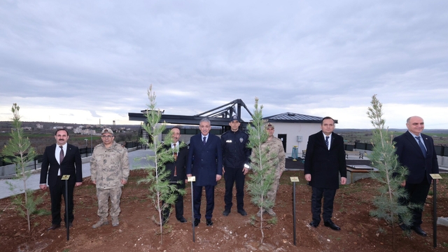 Mardin Valisi Akkoyun, Ömerli'de ziyaretlerde bulundu