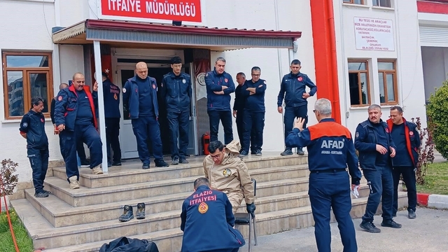 Elazığ'da KBRN tehditlerine karşı itfaiye personeline eğitim