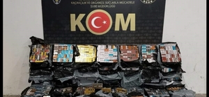 Araçta binlerce kaçak elektronik sigara tütünü ele geçirildi