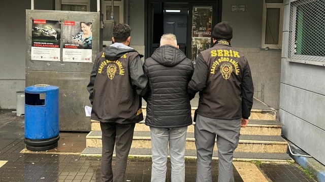 10 yıldır firari olan hükümlü Serik'te yakalandı