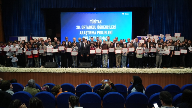 Ortaokul projelerinde zirve Samsun'un
20. Ortaokul Öğrencileri Araştırma Projeleri Yarışması'nın kazananları belli oldu