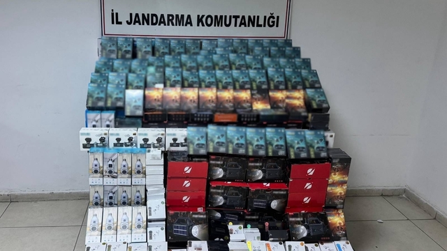 Gaziantep'te 1 milyon TL değerinde kaçak malzeme ele geçirildi: 1 gözaltı