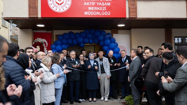 Bakan Göktaş, Ankara Kavacık Otizm Aktif Yaşam Merkezi'nin açılışında konuştu: