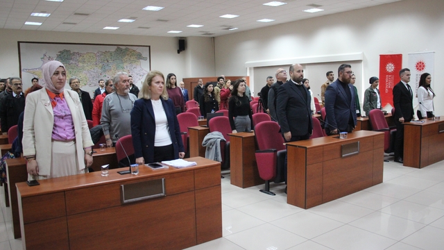 Aydın'da gazetecilere dijital çağ eğitimi
Yeni medya çağında gazetecilik masaya yatırıldı