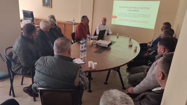 Uşak'ta kooperatiflere yönelik KOPBİS bilgilendirme toplantısı düzenlendi