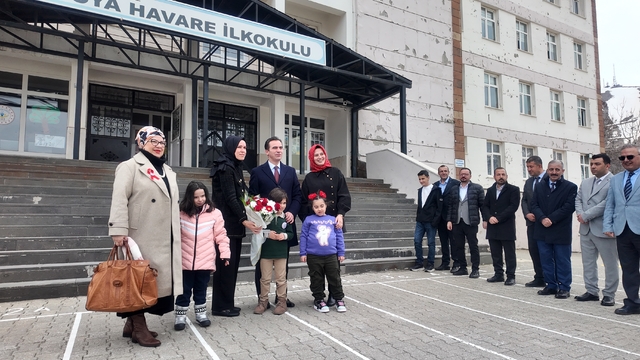 Bitlis'te "2 Nisan Dünya Otizm Farkındalık Günü" etkinliği yapıldı