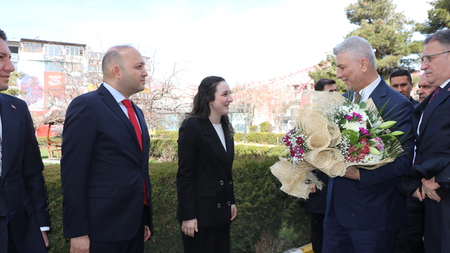 Bakan Bolat, mart ayı dış ticaret verilerini açıkladı