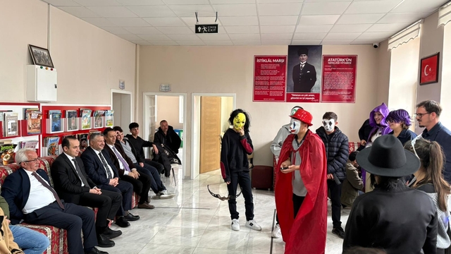 Korgun'da "İyileştiren Kütüphaneler" temasıyla tiyatro etkinliği düzenlendi