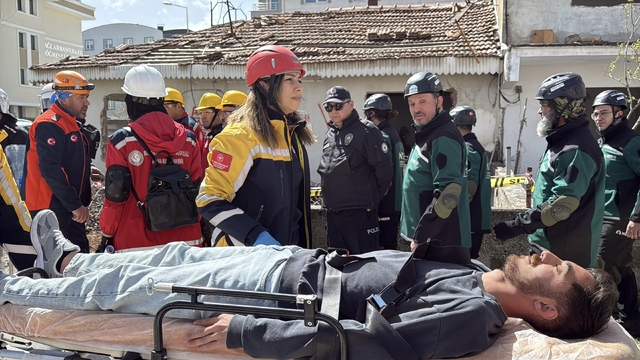 Burdur'da deprem tatbikatı yapıldı